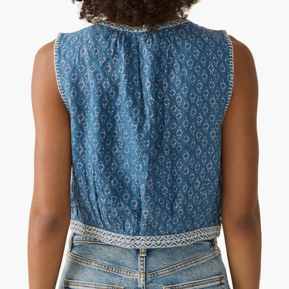 Faherty NWT Isla Embroidered Sleeveless Buttoned Front Denim Crop Linen Top - Picture 5 of 14